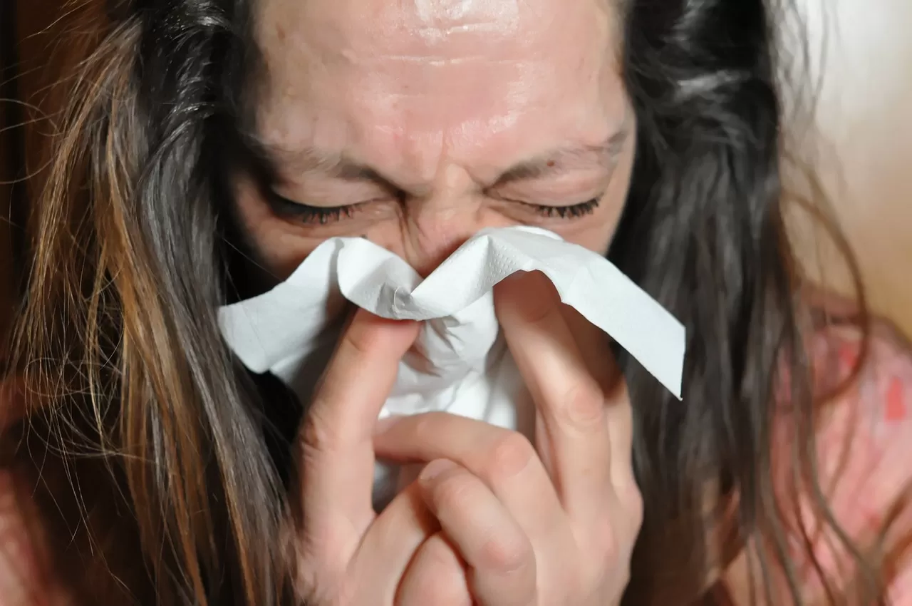 Whooping Cough Symptoms: Spot Pertussis & Child Coughing Fits Early Before It's Too Late