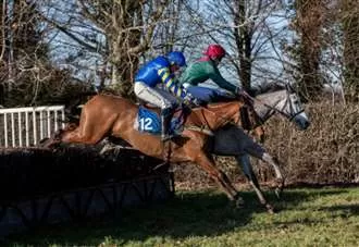 Poste and Andrews dominate Horseheath meeting