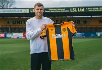 Striker becomes United’s first January addition