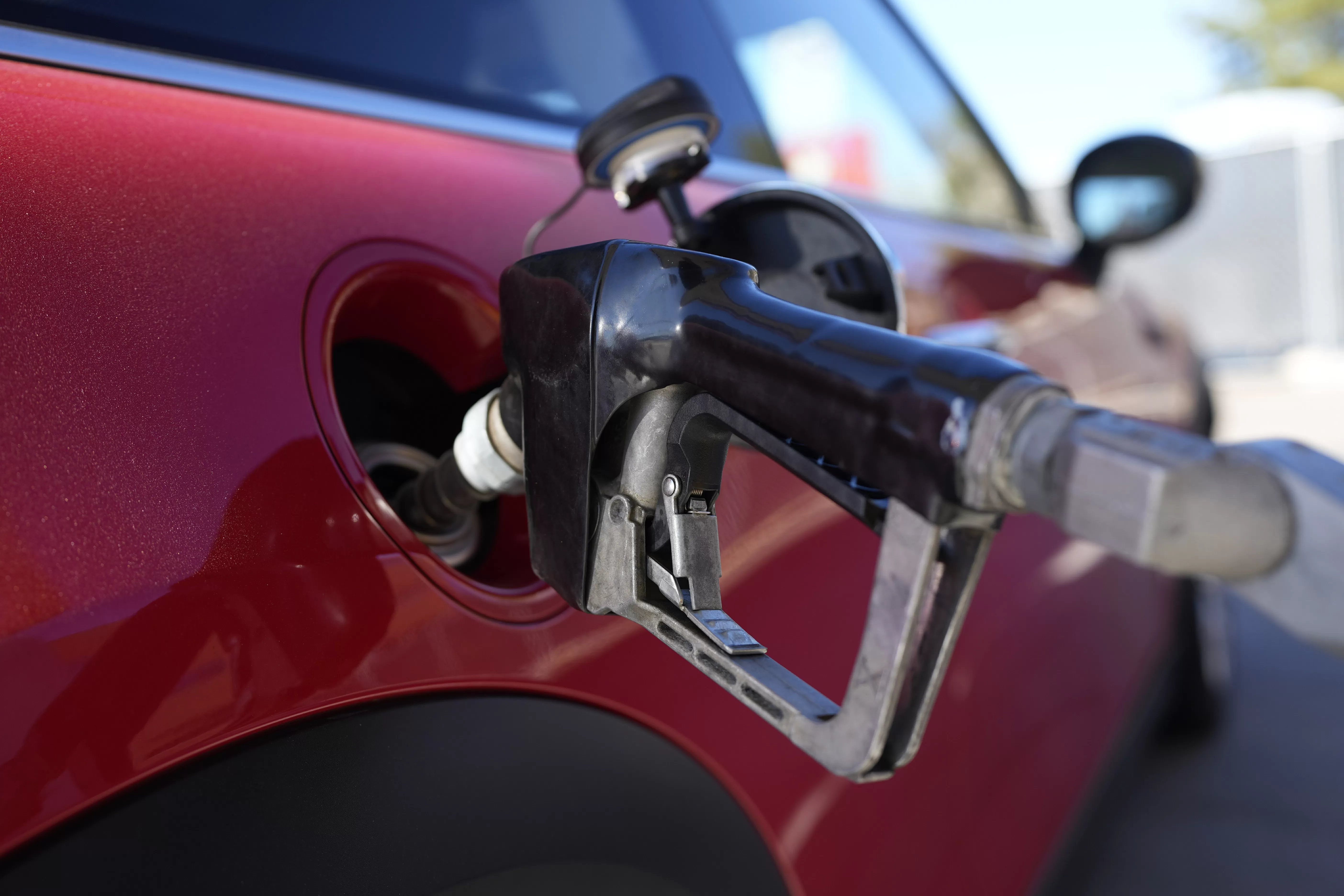 Dozens of Democrats call for halt to fuel efficiency standards rollback